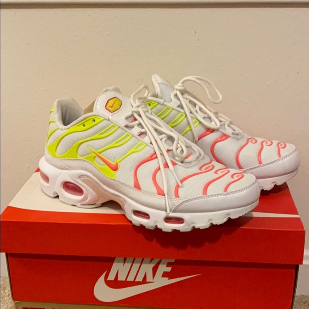 Women’s Airmax Plus SE